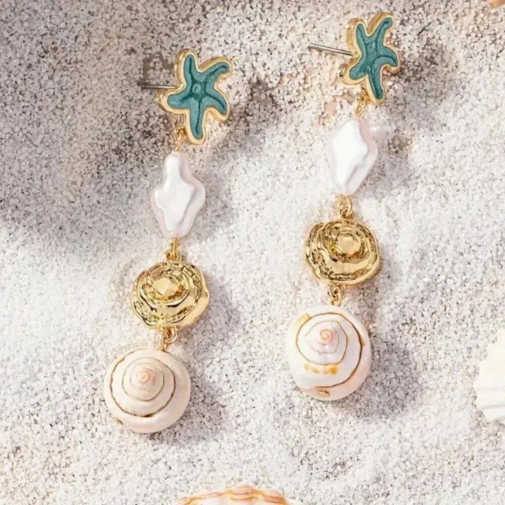 NWTs Gold Tone Beachy Boho Stud Style Drop Earrings - Starfish and Shell Charms - Picture 2 of 3